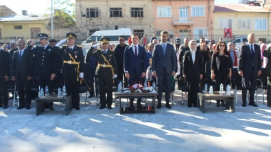 ÇEMİŞGEZEK'TE 29 EKİM CUMHURİYET BAYRAMI COŞKUSU