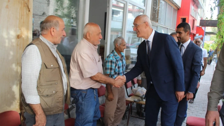 Bingöl milletvekili Berdibek çarşı merkezinde vatandaşlarımızla buluştu