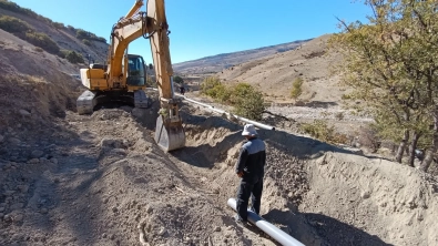 Menekşe Deresi içme suyu hattı yenileme çalışmalası