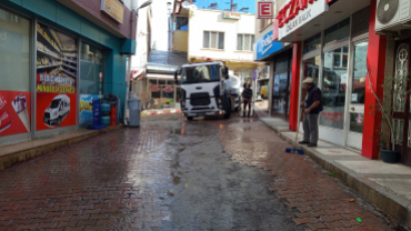 Çemişgezek Belediyesinden hafta sonu mesaisi