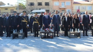 ÇEMİŞGEZEK'TE 29 EKİM CUMHURİYET BAYRAMI COŞKUSU